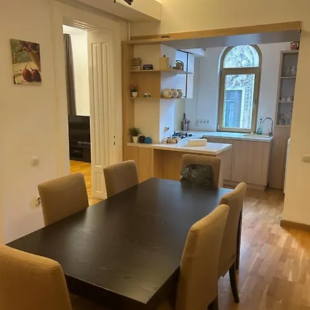Apartament 3 Lägenhet